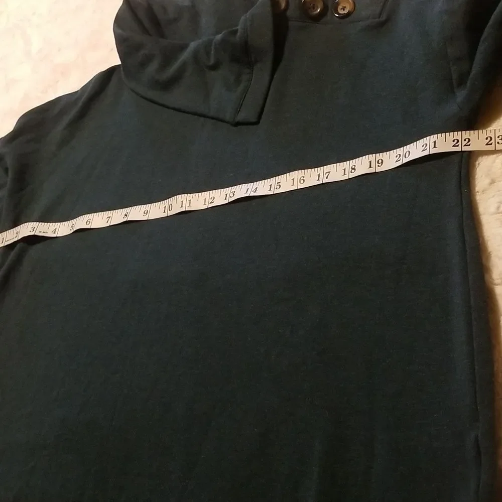 Tahari Top Womens Size Large Green Pullover Asymmetrical Collar Lagenlook Fall
